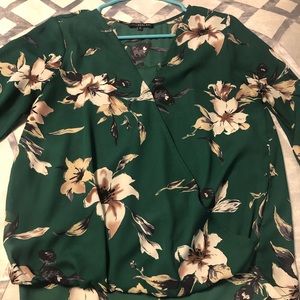 Dressy, quarter sleeve, green top